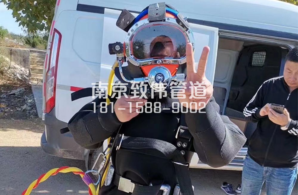 尧化新村沉淀池清底