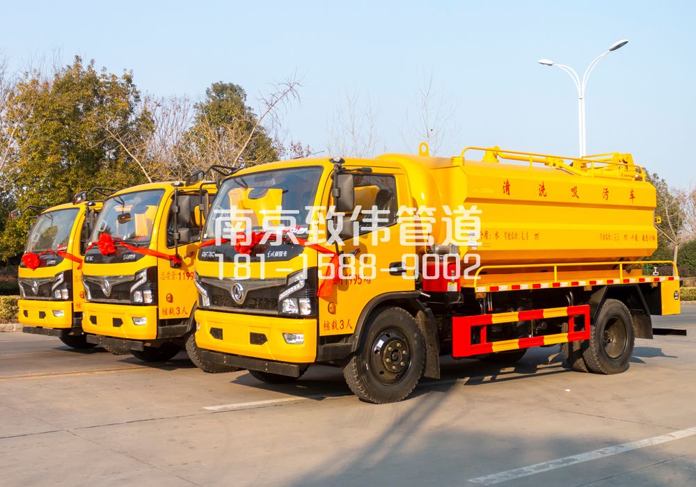 369尧化新村多利卡吸污车